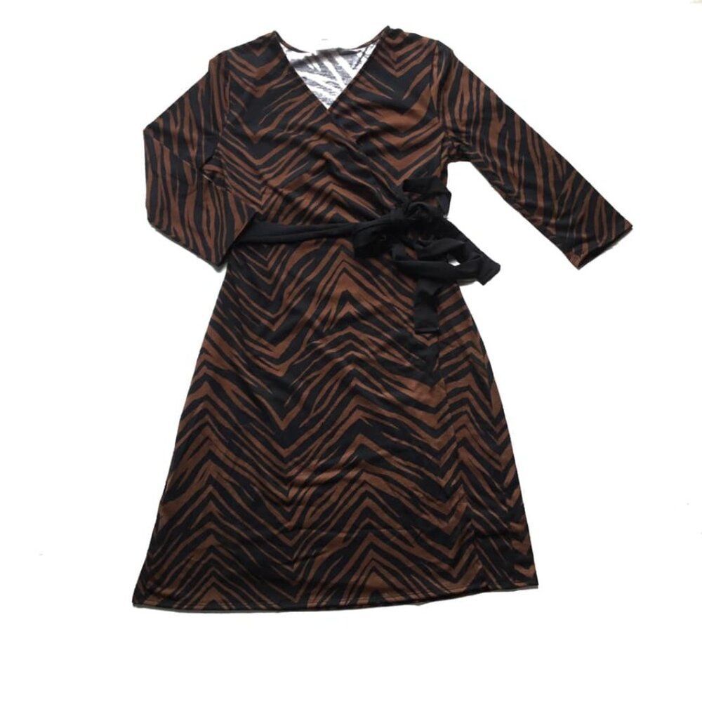 NEW LuLaRoe 3XL Michelle Wrap Dress Brown Black Animal Print‎ Stripes 3/4 Sleeve